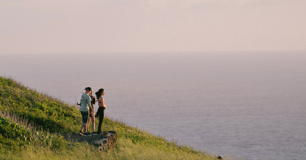 Where to Hike and Eat on the Hawaiian Island of Oahu