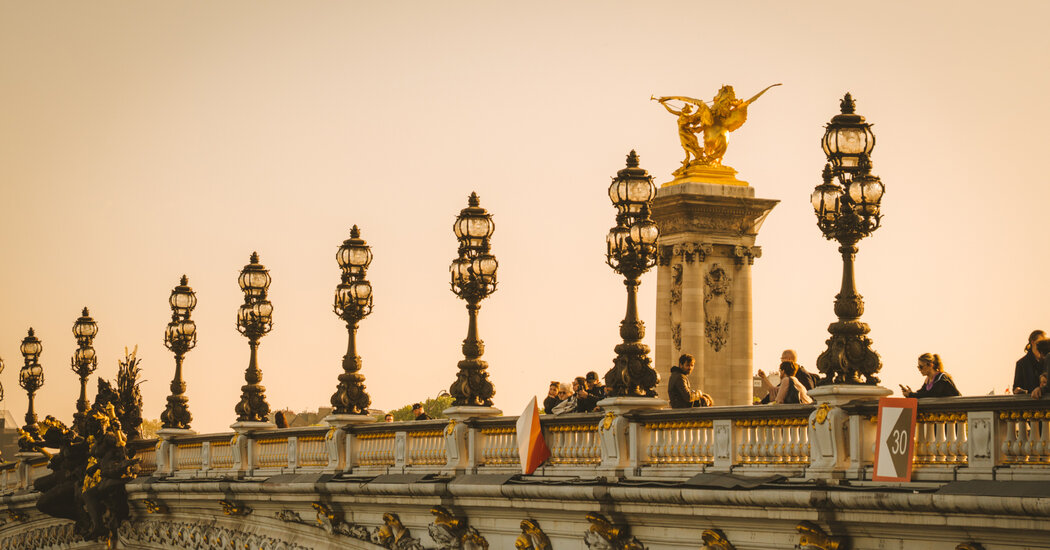 ‘Paris Here I Come!’: The Story of a 1950’s Guide for Black Travelers