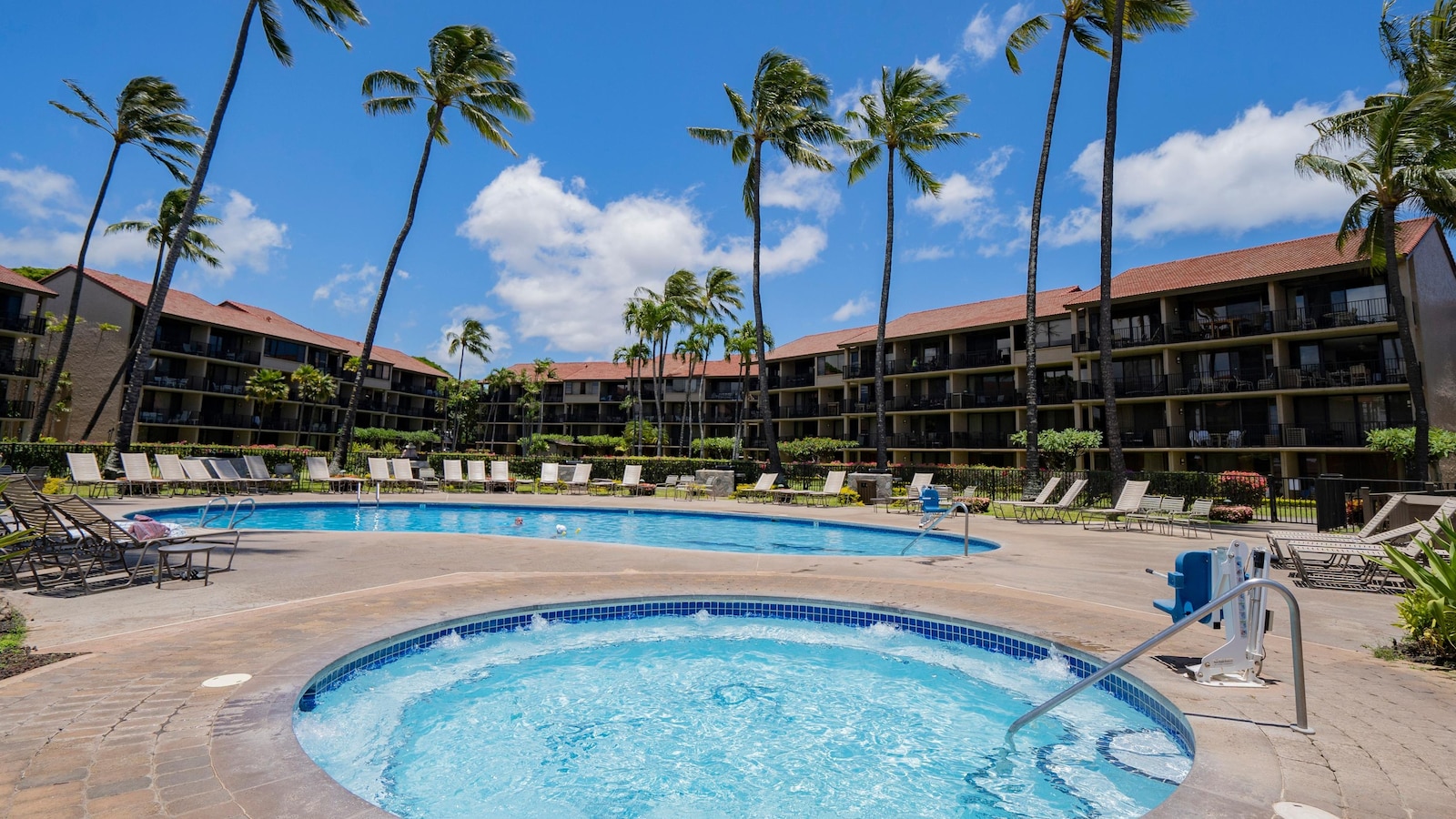 Maui panel passes bill to curb vacation rentals and boost housing supply