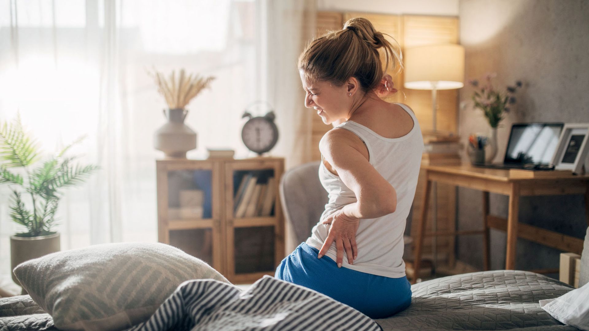 Cannabis extract reduces chronic low back pain without risk of addiction, study suggests | World News