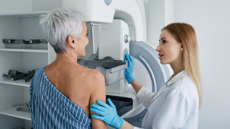 AI-assisted mammograms result in fewer aggressive and advanced breast cancers, study suggests | Science, Climate & Tech News